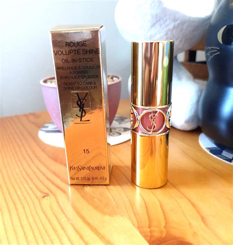 ysl corail intuitive 15.